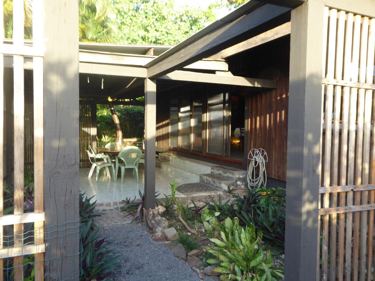 Comfortable Maison Papetoai ภายนอก รูปภาพ